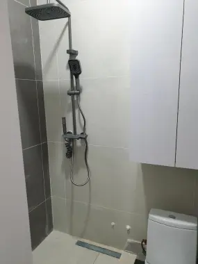Продается 2 в 3 квартира (2) 3 xona qilingan uy sotiladi