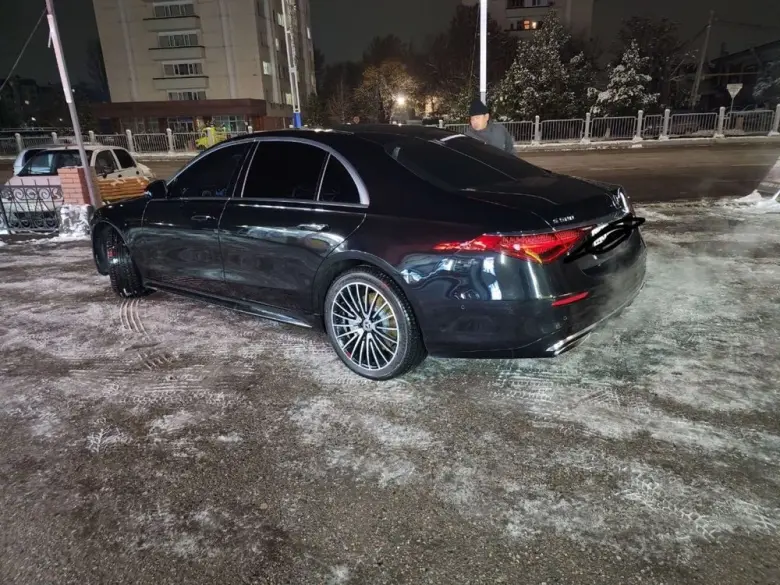 Mercedes maybach 2021