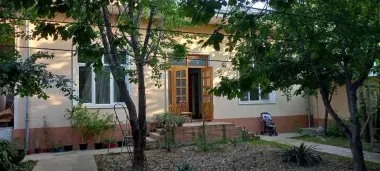 Продается свой дом на земельном участке 9.2 сотки