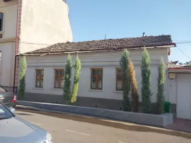 Мирзо Улугбек тумани, Оккургон махалла, Ойдин кучасида уй сотилади
