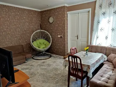 Дом на Бадамзаре продается. Собственник