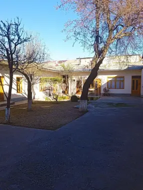 General Uzoqov kochasida uchastka sotiladi