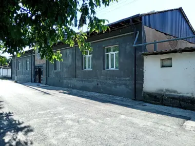 Bektemirda Tayyor xovli sotiladi