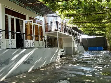 Bektemirda Tayyor xovli sotiladi
