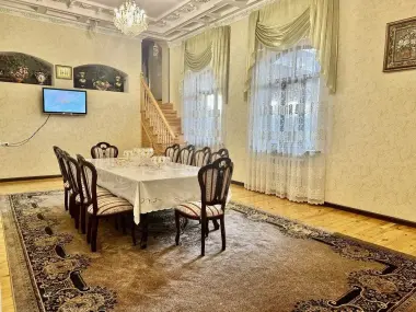 Ibn sino taxta bozori orqasida 6 sotok uchastka sotiladi