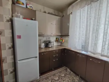 Квартирага болла куяман, хонага