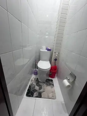 Qizlarni kvga quyaman