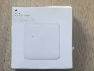 Быстрая зарядка для MacBook 61 watt бесплатный доставка