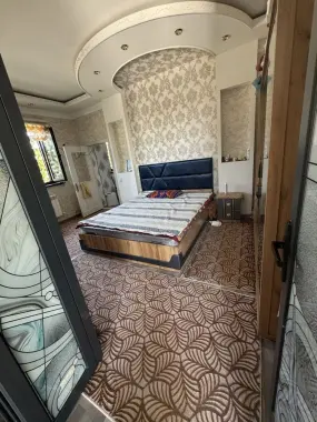 Shoroda 21- maktab roparasidegi hovli uy sotiladi