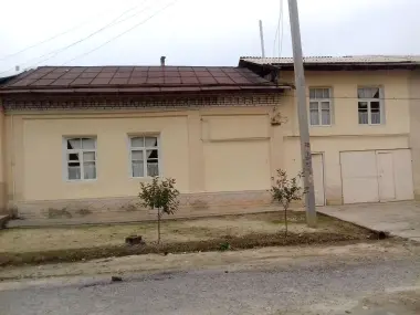 Продаются дом. юнусабад 19...кв бободехкон махала 6.5 сту
