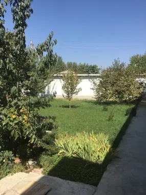 Srochna pradayu svay dom naprotif matarnogo zabosa GM mahallya ochen h