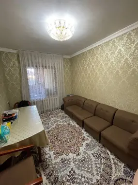 Продаю 5 комнатную квартиру