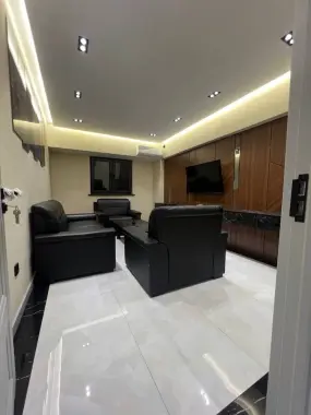 Продается офис на Ц-5 3 комнаты + холл 80м2