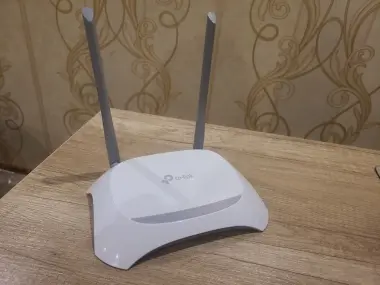 Tp-link wi-fi N300 2.4Ghz (Narxini kelishsak o'rnatib beraman)