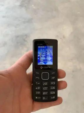 Comfiy CL 404 yangi telefon