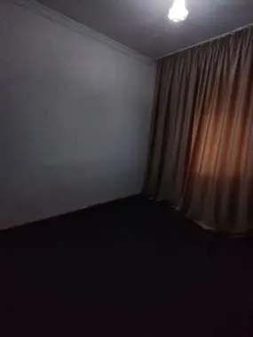 Chilonzor 12kv Farhadiski bozor yonida 5 hona kv bor sheriklika bola k