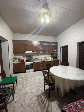 Продам дом 2,5 соток метро Шахристон