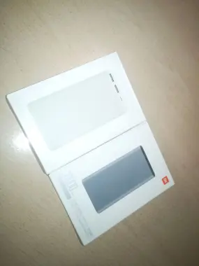 Xiaomi poverbank, yangi ishlatilmagan