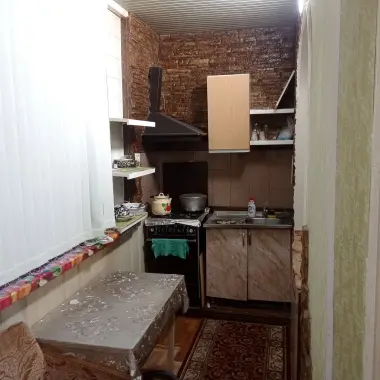 Kvartira Yunusobod 7kv alfraganus roparasi . Ayol va qizlarga