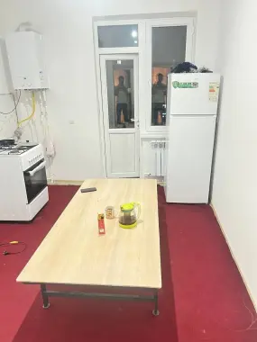 Sergili Yangi darhondan 2 xonali kv bor oʻgʻil bolalar uchun