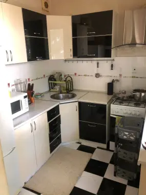 3 xonali. Faqat qizlar uchun. Barcha sharoitlarga ega