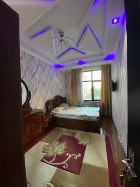 Kvartira qizlar uchun sheriklikka