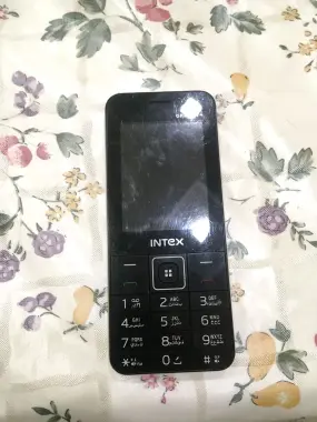 Intex knopka tel