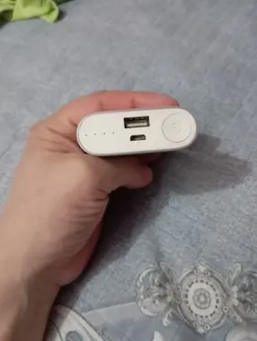 Продам Power Bank MI 9510/10000 mAh 34.23/36 Wh