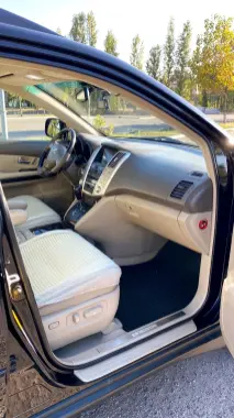 Продаю Lexus RX350