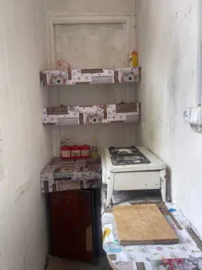 Chilonzor Metroga yaqin kvartira bor 4 kishi kerak
