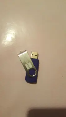 Fleshka 16 gb, 32gb, 64gb bor