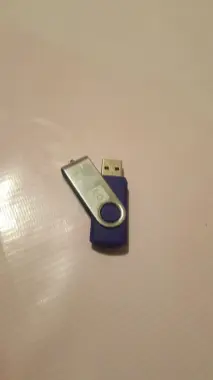 Fleshka 16 gb, 32gb, 64gb bor