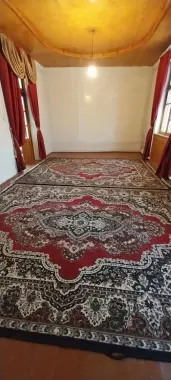 Talaba bollaga sheriklikka Uchastka 700som.Eski shaxar.Chorsu bozor