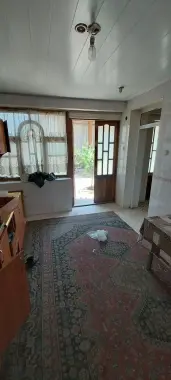 Talaba bollaga sheriklikka Uchastka 700som.Eski shaxar.Chorsu bozor