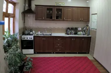Uchastka sotiladi yunsobod 6 kv maxalada