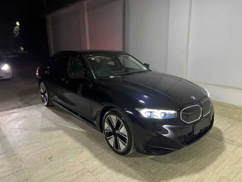 Наличий bmw i3 40L night sport 2023