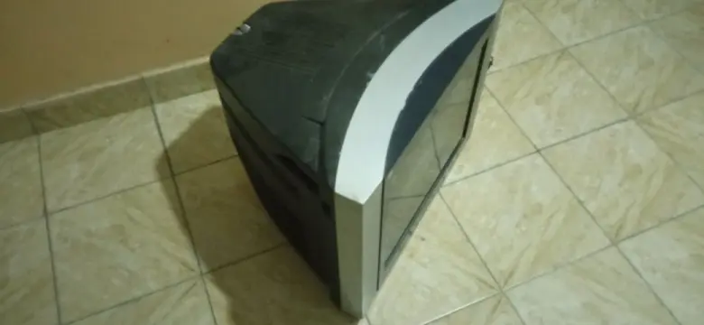Sanyo" телевизор цветного изображения