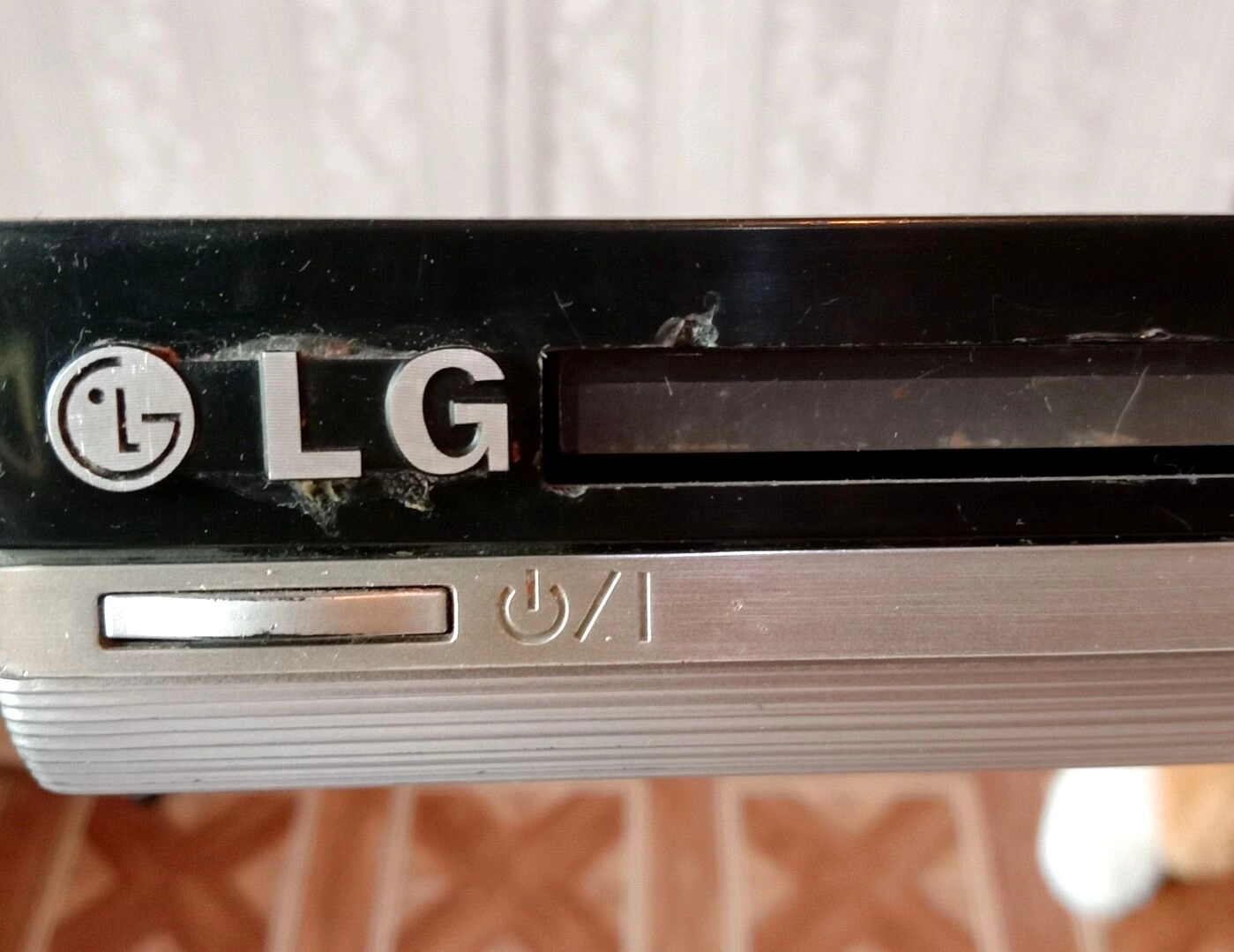 DVD плейер LG б/у