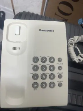 Стационарный телефон Panasonik -KX -TS2350RUW. производство Малайзия
