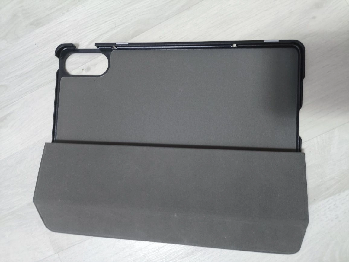 Продается чехол для планшета Redmi Pad Pro