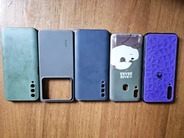 Чехлы для телефонов Red MI и Samsung