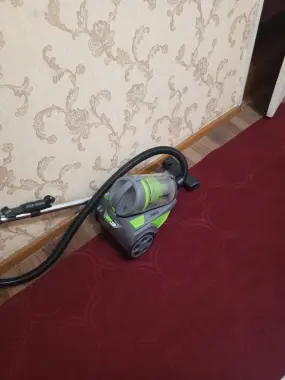 4 ta aqlli va ozoda qizga kvartira bor. Faqat talabalarga