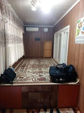 O‘g‘il bollaga, Bez makler kvartira, Qo‘yliq