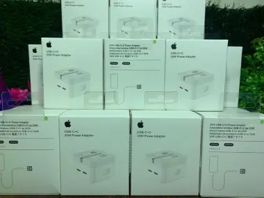 Быстрая зарядка 35watt Apple Iphone,13,14, MacBook бесплатная доставка