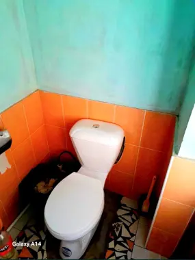 Chilonzor 20da kvartira bor bollarga srochni 2 kishi kerak