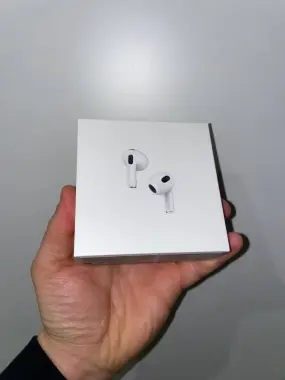Airpods 3 lux california