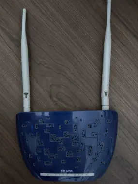 Продаётся роутер TP- link N ADSL2+