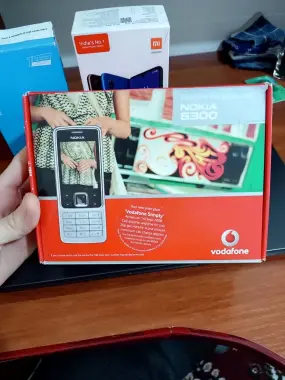 Telefon karobkasi