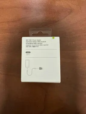 Зарядка iPhone (Adapter) 20 w + USB-C charge cable (1 m) комплект