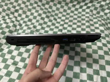 Игровой ноутбук Sager(USA), i7, 16gb, RTX 2060, 1TB SSD, 15,6 (144Hz)